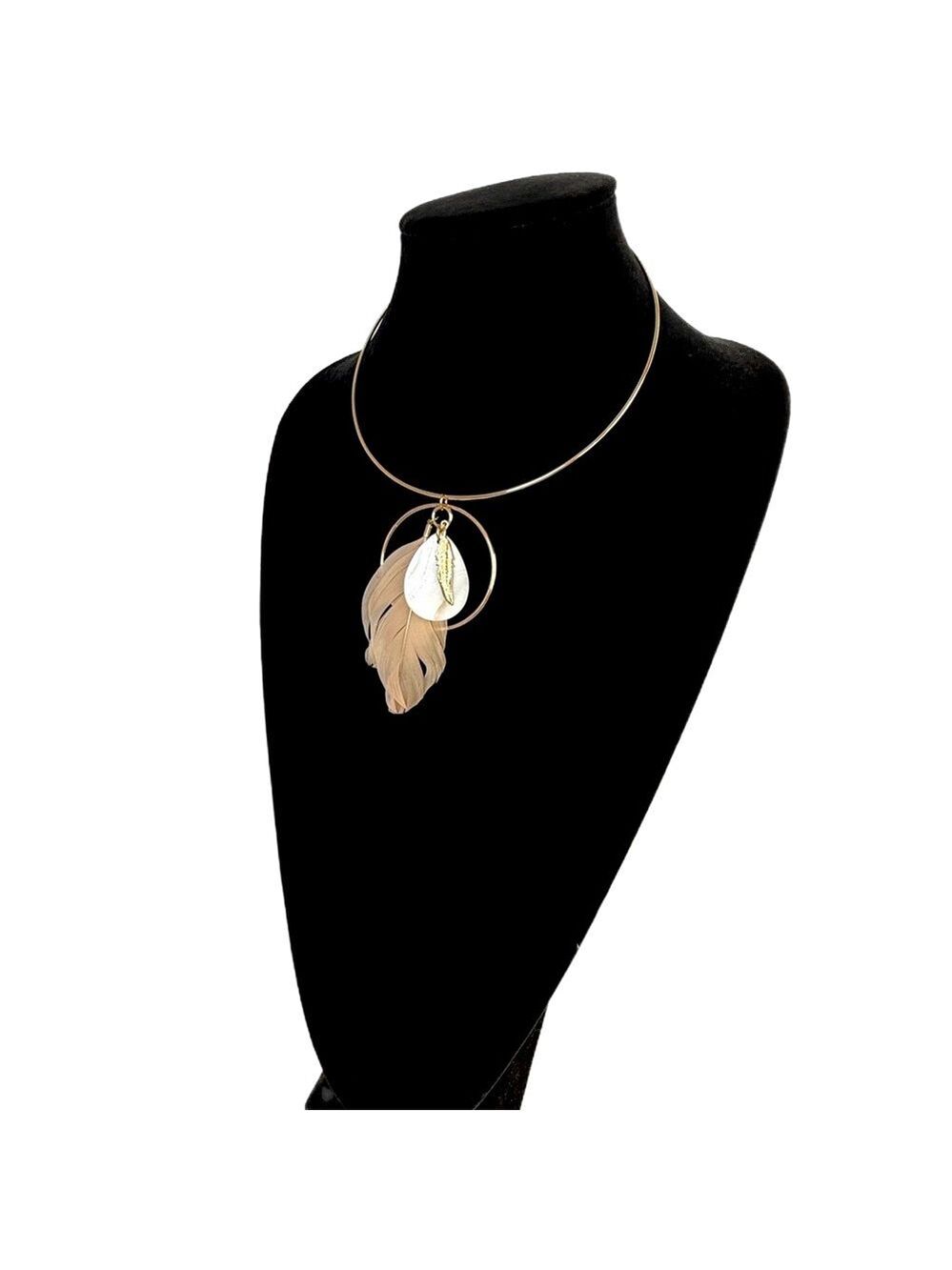 EXPRESS Pink Feather & Stone Gold Wire Collar Necklace | NWOT - Picture 3 of 6